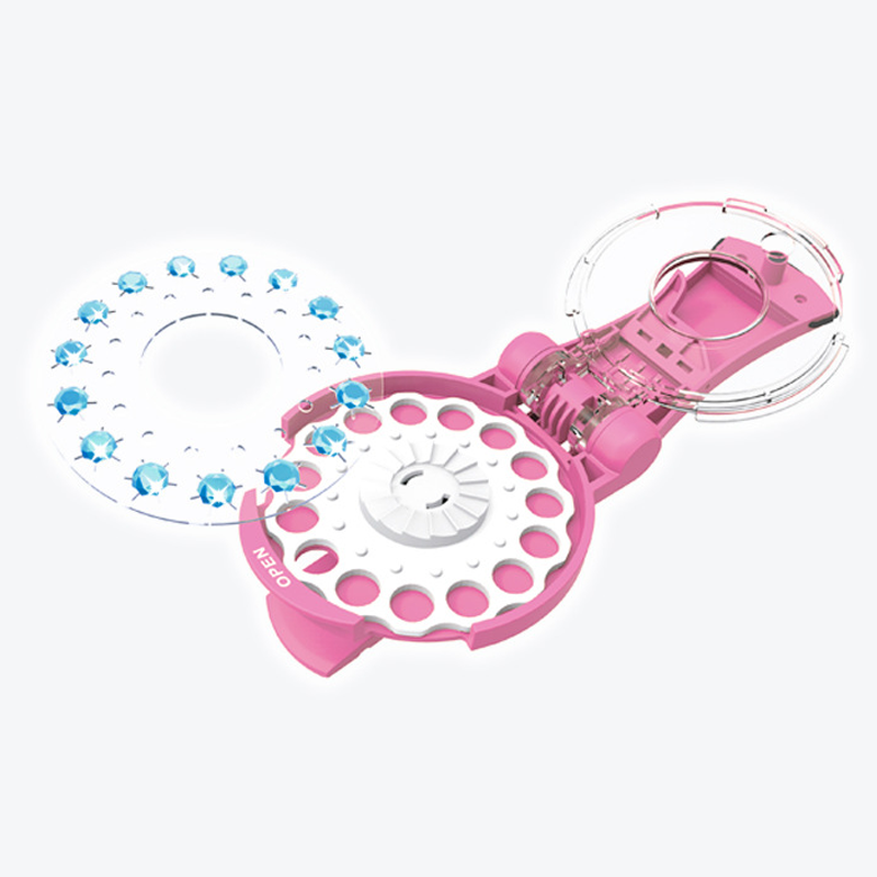 Sešívačka Blinger Gem: Ozdobte své doplňky s leskem