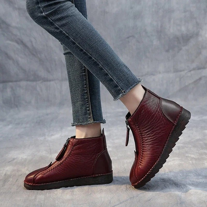 Bottines antidérapantes en simili cuir : élégance et sécurité au quotidien