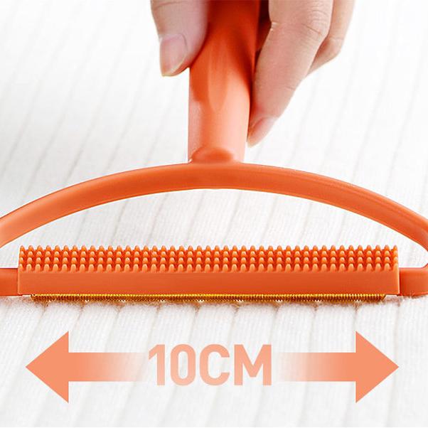 Egyetlen mozdulattal eltávolítja az állatszőrt