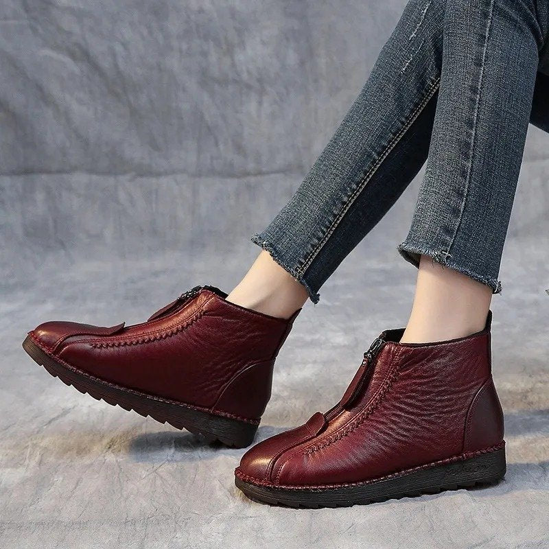 Bottines antidérapantes en simili cuir : élégance et sécurité au quotidien
