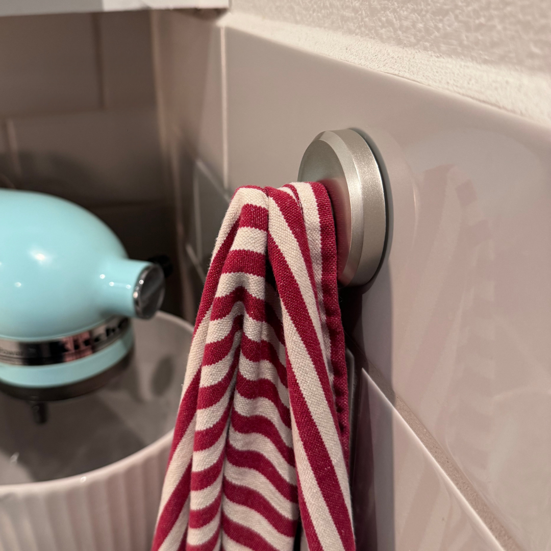 Gancio a ventosa ultra-adesivo, riposizionabile a volontà